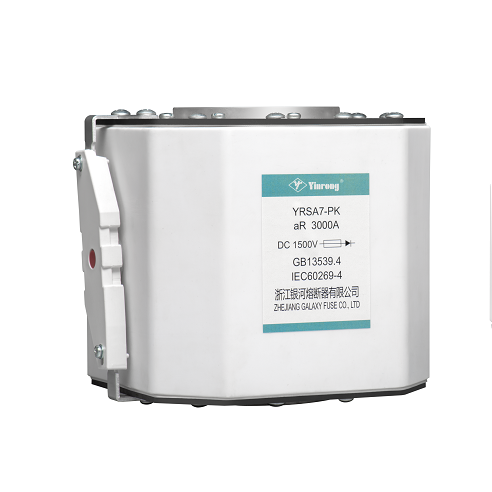 ஒரு சதுர உடல் அதிவேக உருகி எவ்வாறு கணினி பாதுகாப்பை மேம்படுத்துகிறது